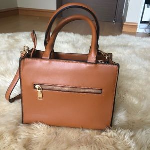 NWOT handbag purse with detachable side strap